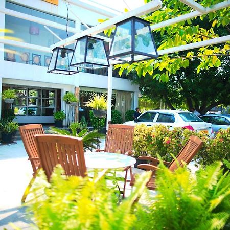 海尼斯特别墅酒店 - 奥拉加达姆 - 斯里佩鲁姆布杜尔 Sriperumbudur 外观 照片